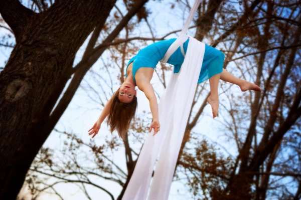 Jana Korb - Lady l'Aire in Nature